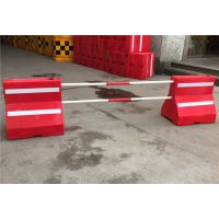 【上海水馬價格 高速公路防撞設施水馬塑料路障 崇明交通設施水馬道路防撞墩圖片】上海水馬價格 高速公路防撞設施水馬塑料路障 崇明交通設施水馬道路防撞墩