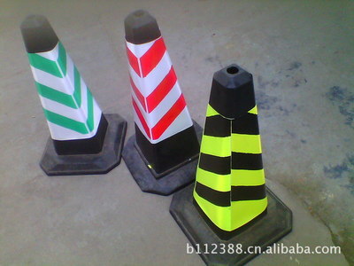 廠家專(zhuān)業(yè)批發(fā)路錐套、金閣套、方錐套、方錐等交通產(chǎn)品。 - 廠家專(zhuān)業(yè)批發(fā)路錐套、金閣套、方錐套、方錐等交通產(chǎn)品。廠家 - 廠家專(zhuān)業(yè)批發(fā)路錐套、金閣套、方錐套、方錐等交通產(chǎn)品。價(jià)格 - 三門(mén)縣偉來(lái)交通設(shè)施廠 - 